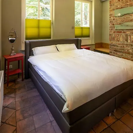 Historisches Forsthaus Im Tiergarten Отель